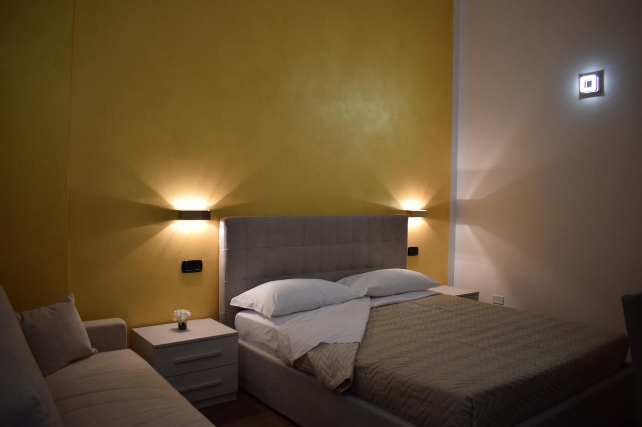 Corallo Rooms Салерно Экстерьер фото