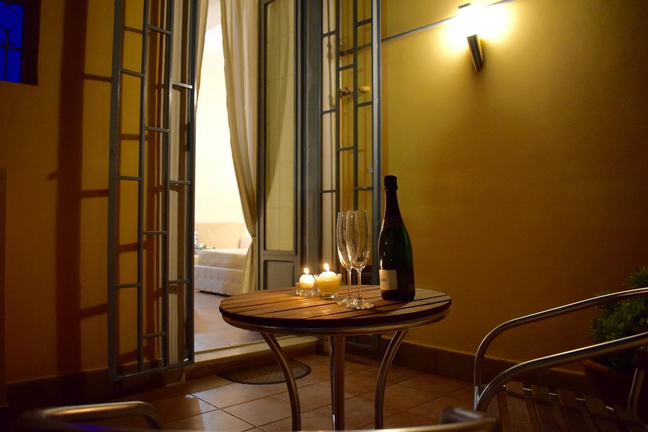 Corallo Rooms Салерно Экстерьер фото