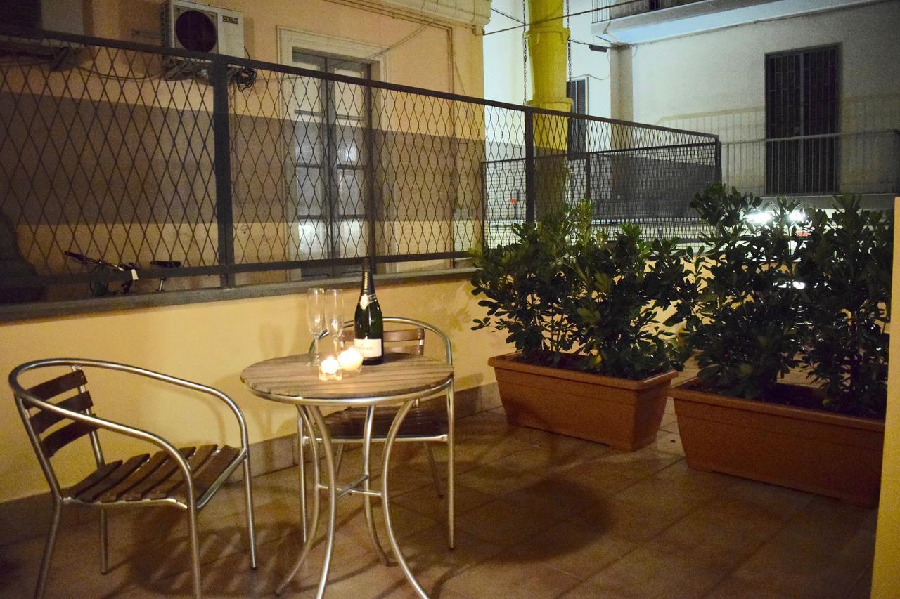 Corallo Rooms Салерно Экстерьер фото