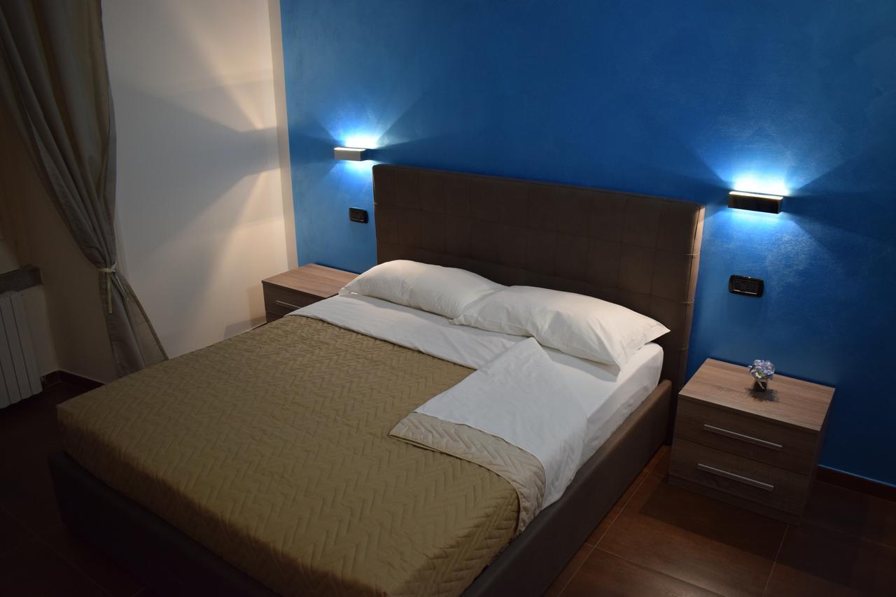 Corallo Rooms Салерно Экстерьер фото