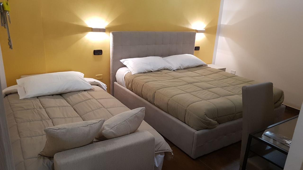 Corallo Rooms Салерно Экстерьер фото